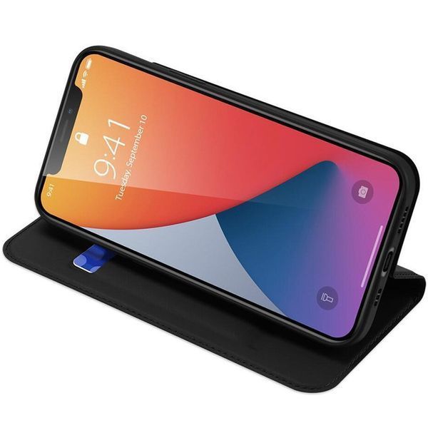 Чехол-книжка Dux Ducis с карманом для визиток для iPhone 15 Black 208-04870 фото