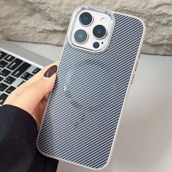 Чохол TPU+PC Carbon Mirage with MagSafe для Apple iPhone 15 Pro Grey 214-03382 фото