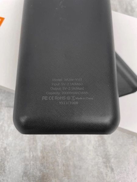Повербанк WUW Y111 20000mAh Micro-USB/Type-C/2 USB Чорний 216-00055 фото