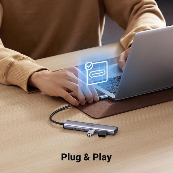 USB-хаб UGREEN 4-Port USB-C Hub UGR-15395 фото