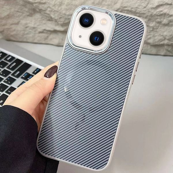 Чехол TPU+PC Carbon Mirage with MagSafe для Apple iPhone 15 Grey 214-03385 фото
