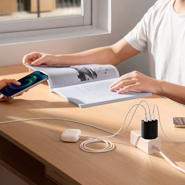 Мережевий зарядний пристрій Baseus Compact Charger 3U 17W EU Black CCXJ020101 фото