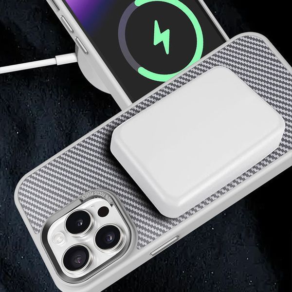 Чохол TPU+PC Carbon Mirage with MagSafe для Apple iPhone 14 Pro Grey 214-03389 фото