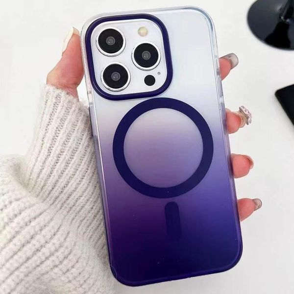 Чехол TPU+PC Phantom with MagSafe для Apple iPhone 15 Pro Max (6.7") Purple 555-02976 фото