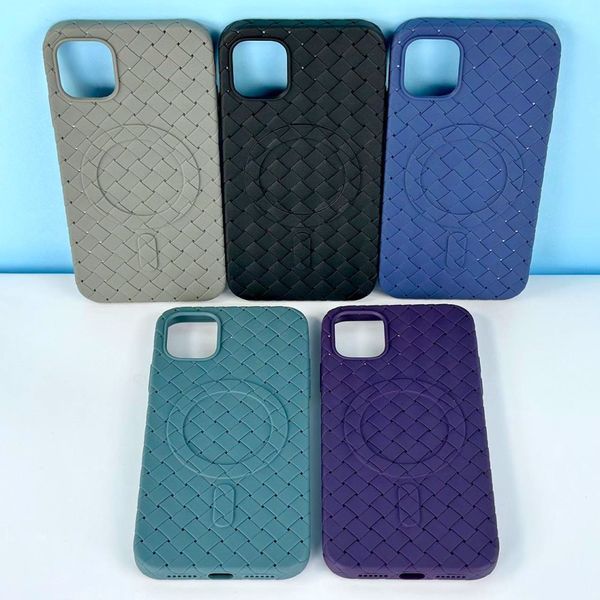 Чехол Bottega Veneta Premium with MagSafe для iPhone 12/12 Pro Черный 214-01787 фото