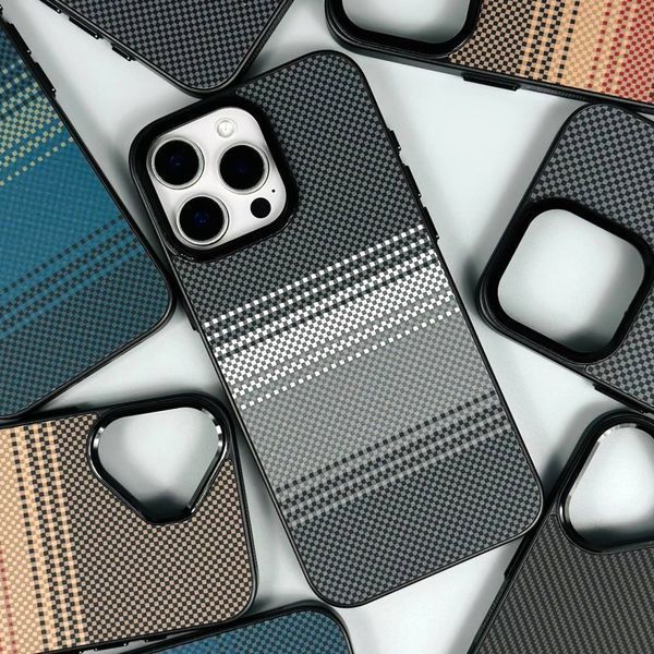 Чехол Slim Hard Carbon для iPhone 15 Цвет №1 208-05718 фото