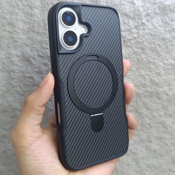 TPU+PC чехол Metal Buttons with MagSafe Carbon Ring для Apple iPhone 16 (6.1") Black 777-08086 фото