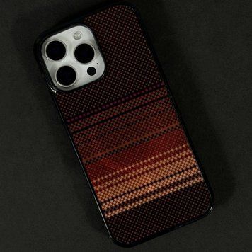Чехол Gloss Elite Carbonique Magnetic для iPhone 13 Pixel Red 208-06164 фото