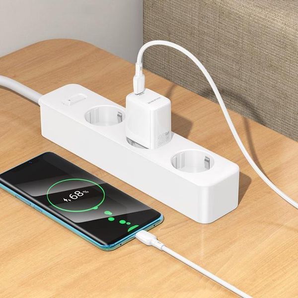 Сетевое зарядное устройство с кабелем BOROFONE BN26 Fuente single-port PD20W charger set (C to C) (EU) White 6941991120251 фото