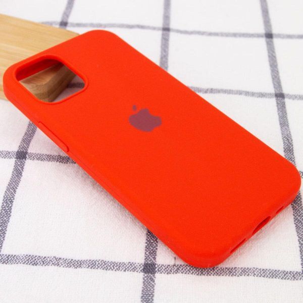 Силиконовый чехол для iPhone 15 Red 666-00982 фото