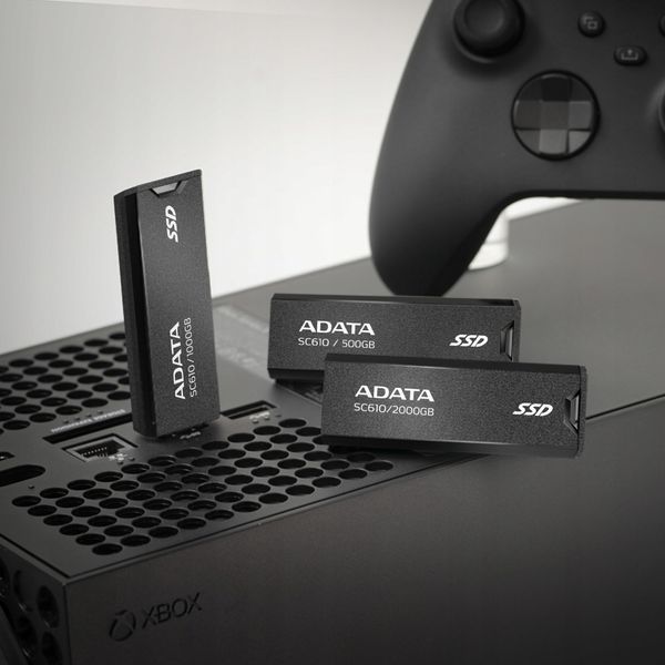 Портативний SSD ADATA SC610 1TB USB 3.2 550/500Mb/s Black SC610-1000G-CBK/RD фото