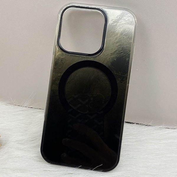 Чехол TPU Shiny Mountain (MagFit) для Apple iPhone 12 Pro / 12 (6.1") Black 555-02937 фото