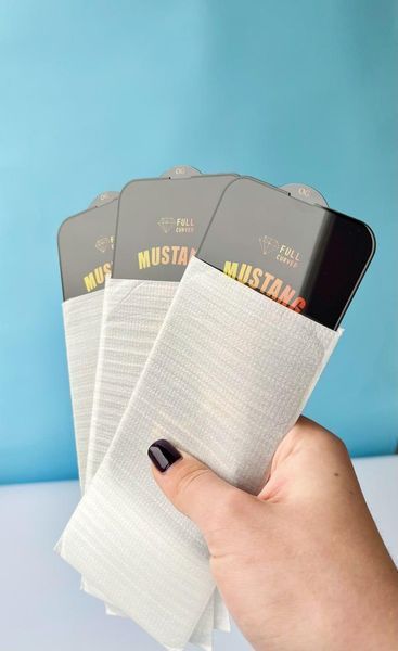 Захисне скло Mustang OG повноекранне для iPhone 15 Pro Max 204-00072 фото