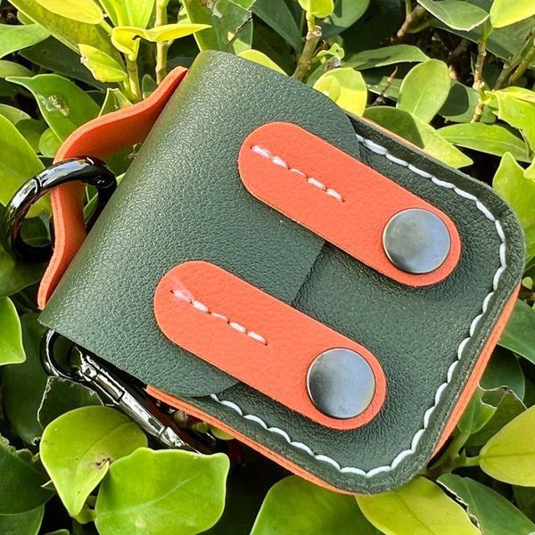Шкіряний футляр Briefcase для навушників AirPods 1/2 Orange 203-00391 фото