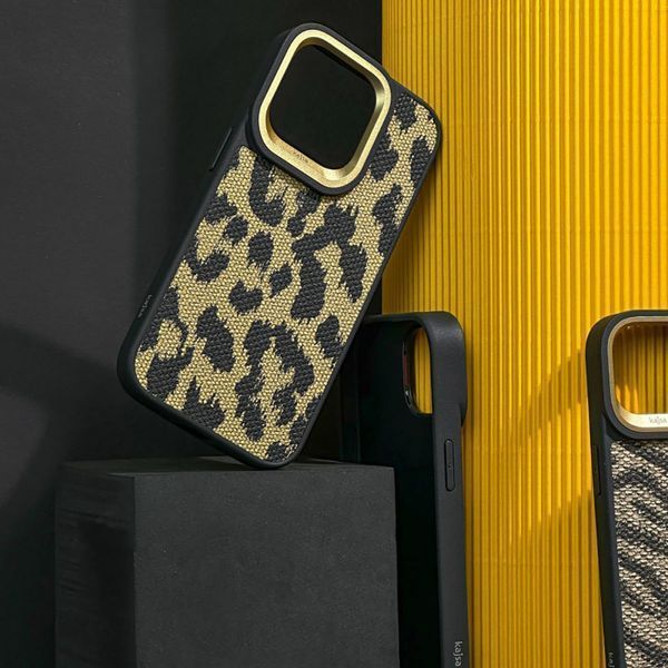 Чохол Kajsa Glamorus Collection with Magnetic Ring iPhone 16 Pro Gold 656-08140 фото