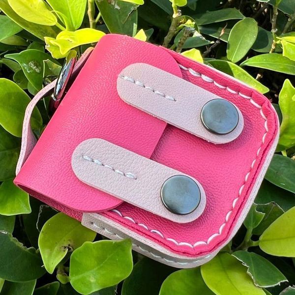 Шкіряний футляр Briefcase для навушників AirPods 1/2 Pink 203-00392 фото