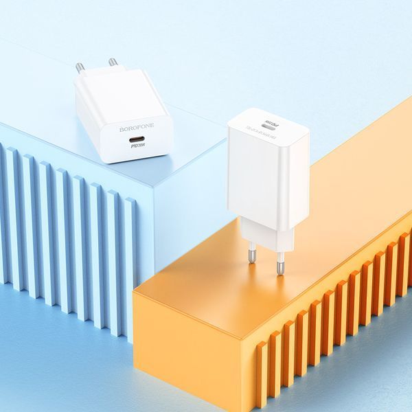 Сетевое зарядное устройство BOROFONE BA21A Pro Long journey single port PD20W charger White 6941991111402 фото