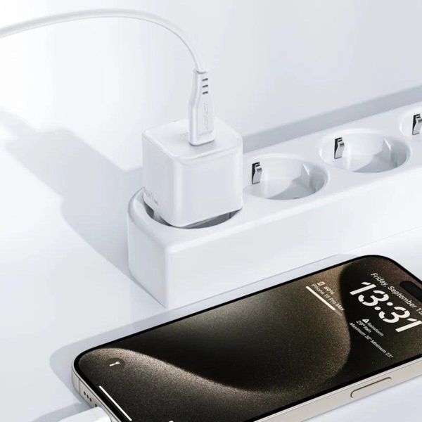 Сетевое зарядное устройство ACEFAST A73 mini PD20W GaN single USB-C charger set (C3-03) White 656-01279 фото