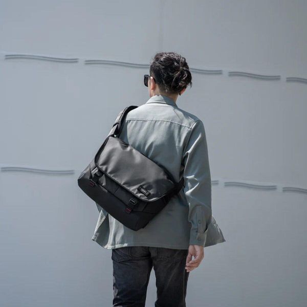 Сумка Tomtoc Explorer-T22 Messenger Bag Black 16 Inch/14L (T22M1D1) 656-00216 фото