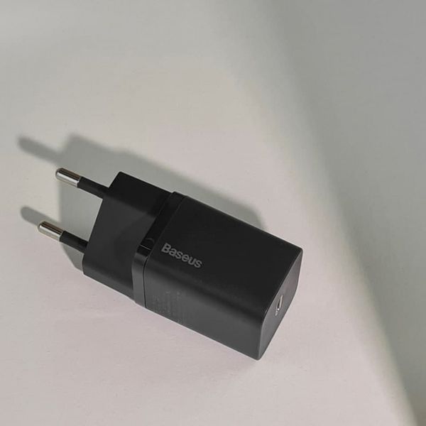 СЗУ Baseus Super Silicone Quick Charger Charger 20W (Type-C) White CCSUP-B02 фото