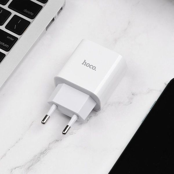Сетевое зарядное устройство HOCO C76A Plus Speed source PD20W charger White 6931474746917 фото