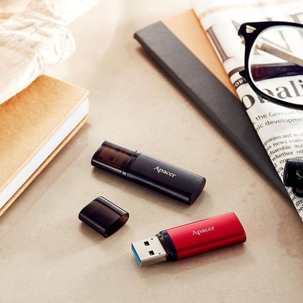 Флеш-накопичувач Apacer USB 3.2 Gen 1 AH25B 64Gb Red AP64GAH25BR-1 фото