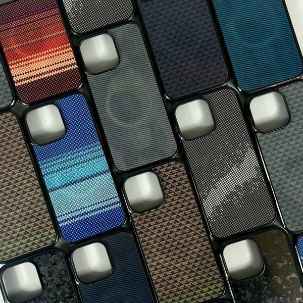 Чохол Gloss Elite Carbonique Magnetic для iPhone 17 Pixel Blue 208-06285 фото