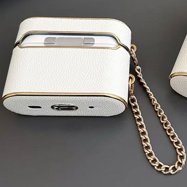 Шкіряний футляр Suitcase для навушників AirPods 3 white 203-00354 фото