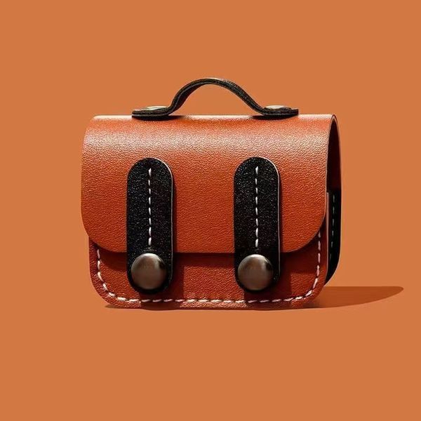 Шкіряний футляр Briefcase для навушників AirPods Pro Black 203-00355 фото