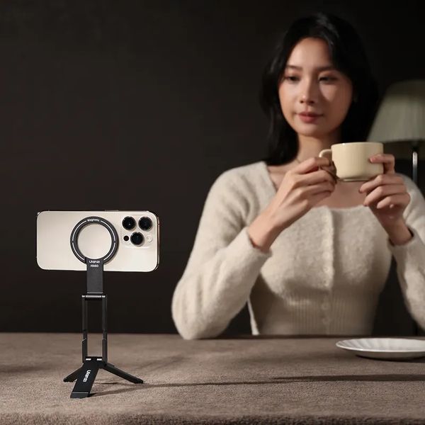 Держатель телефона Ulanzi MA60 Foldable Magnetic Phone Tripod (Green) S036 фото