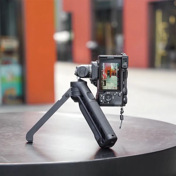 Ручка миништатив Ulanzi TT38 One-click Opening Tripod T070GBB1 фото