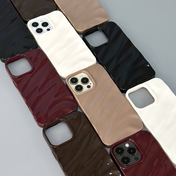 Чехол 3D Wavy Pattern Case для iPhone 14 Pro Brown 208-04948 фото